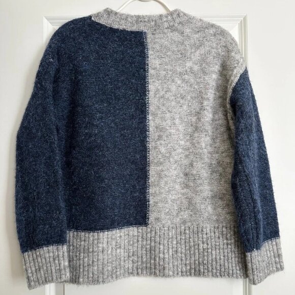 Line & Dot Wool Blend Colorblock Crewneck Sweater in Gray Blue Size S - Picture 5 of 6